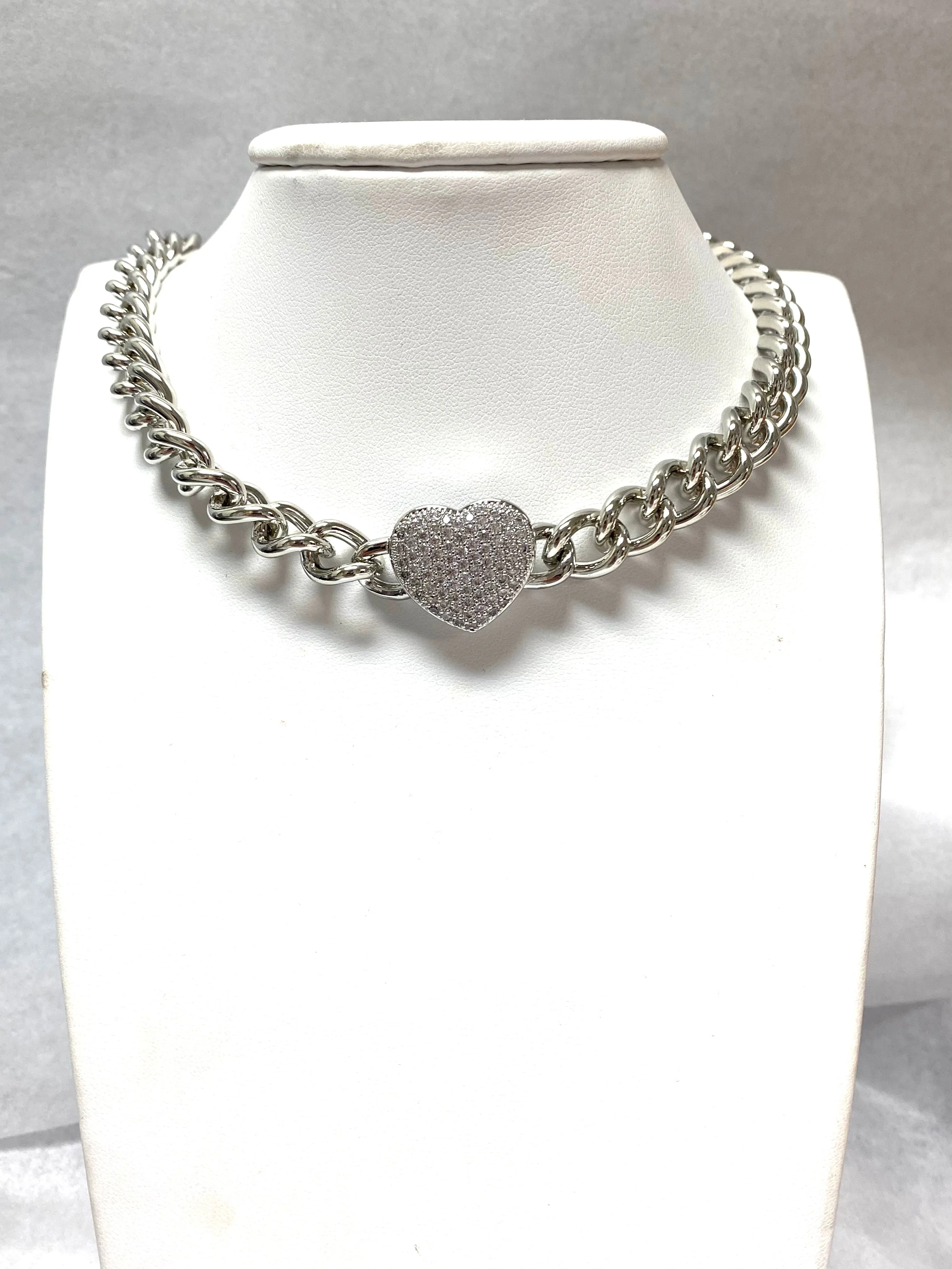 Chunky Link Pave Heart Necklace