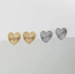 Etched Heart Earring