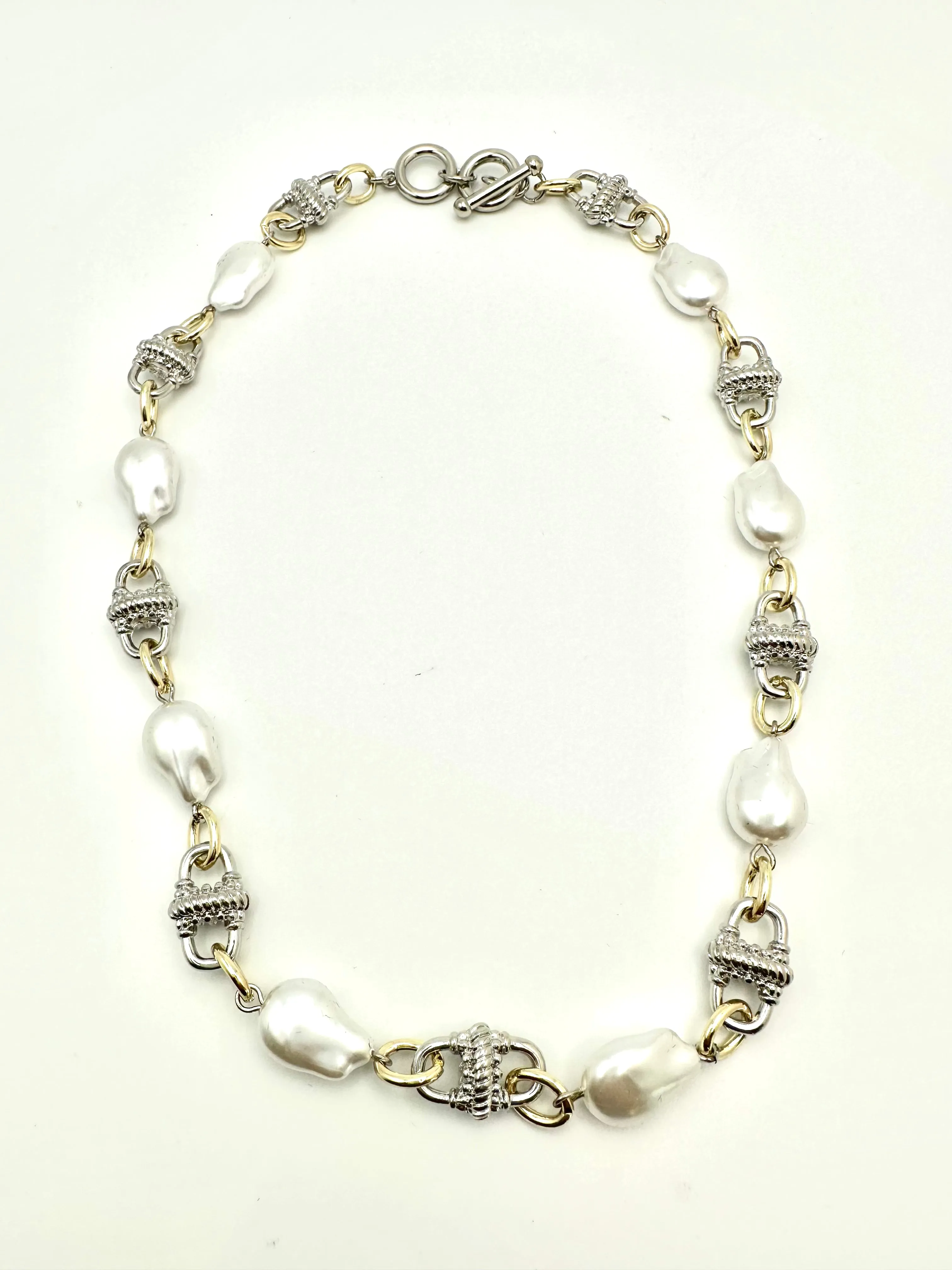 Vintage Link and Pearl Necklace